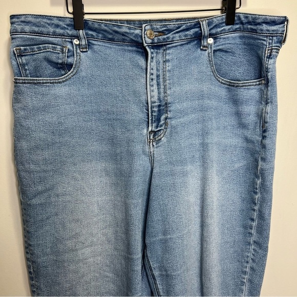 American Eagle Mom Jeans Size 18 - Picture 4 of 12